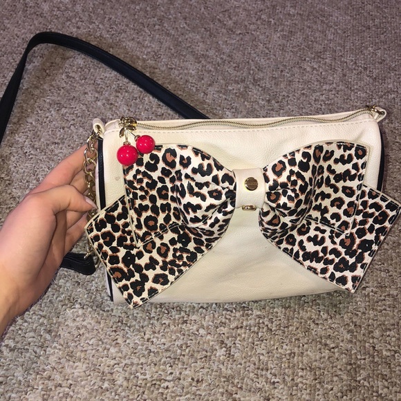 Betsey Johnson Purse - Picture 1 of 6